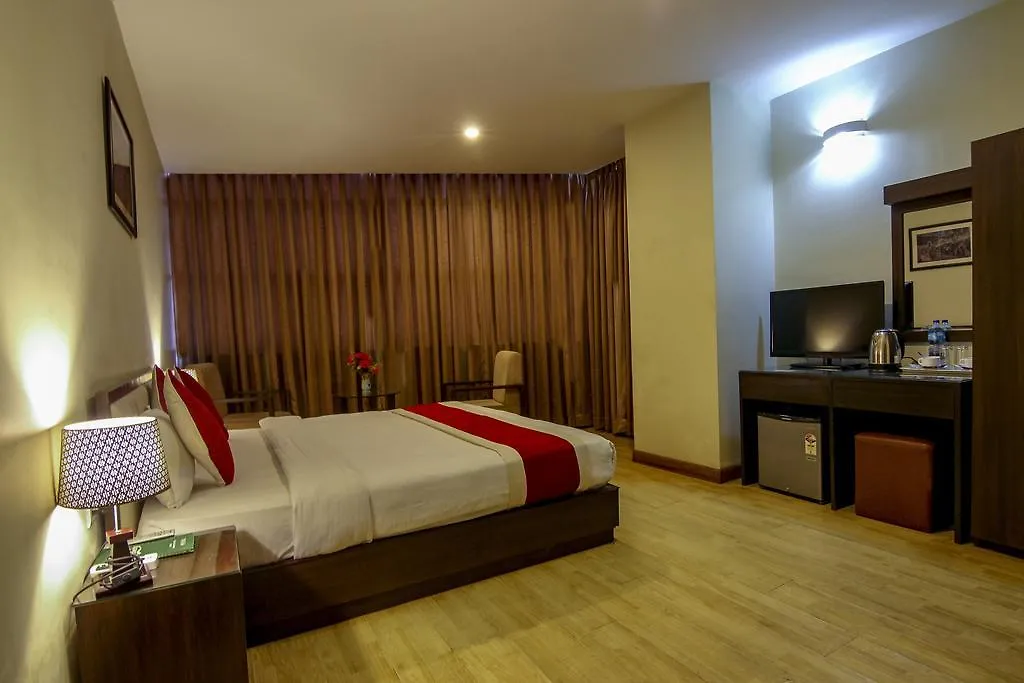 Hotel Regal Airport Kathmandu 3*,