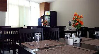 Hotel Regal Airport Kathmandu 3*,